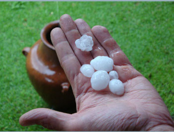 Wow! hailstones!