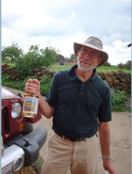  Patzcuaro 5: Buying a bottle of the local mezcal.